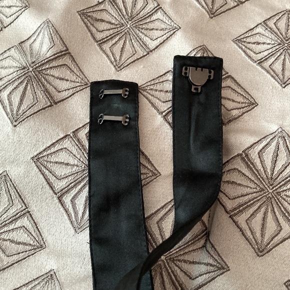 Express size 12 flowy “going out” halter top - Picture 5 of 13